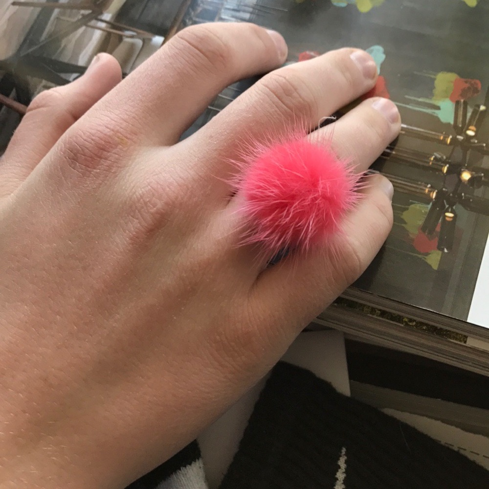 Ring - Picture 3 of 4